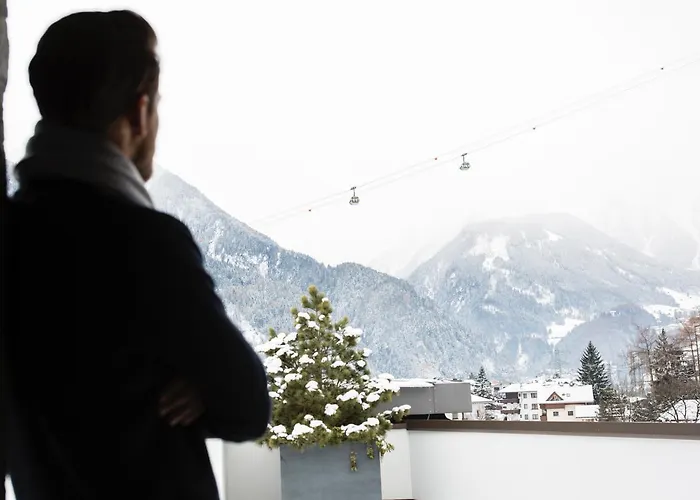 Отель Elisabethhotel Premium Private Retreat- Adults Only Майрхофен